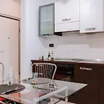 La Petite Vue *